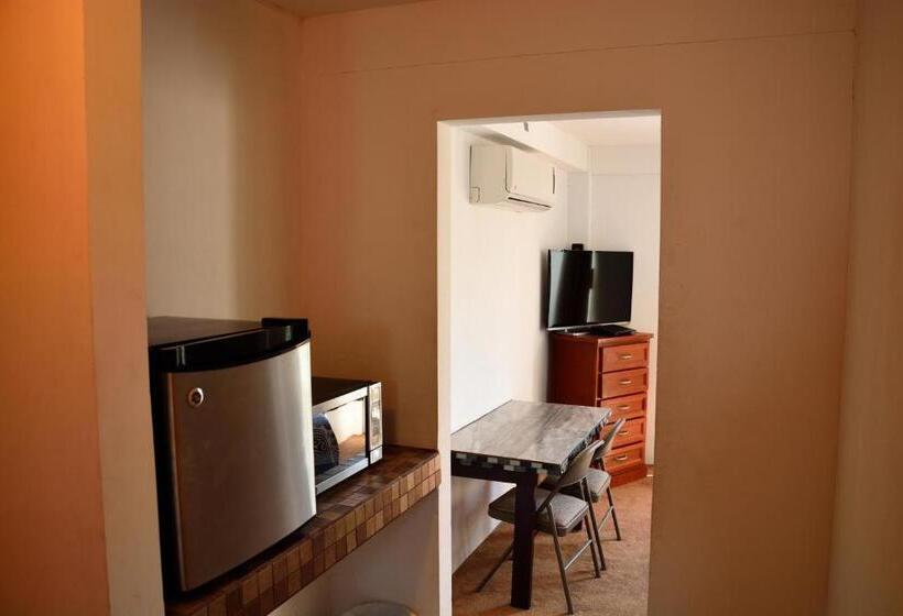 غرفه قياسيه سريرين مزدوجين, Eco Bay