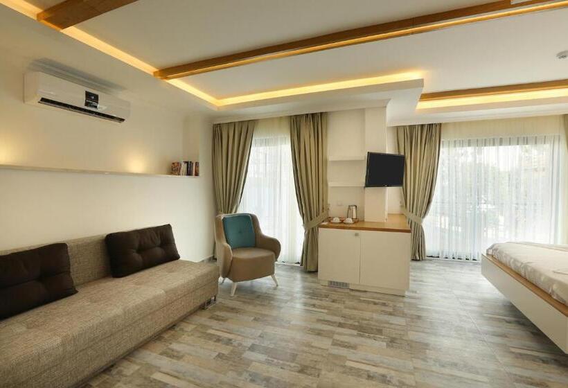 חדר משפחתי, Payam