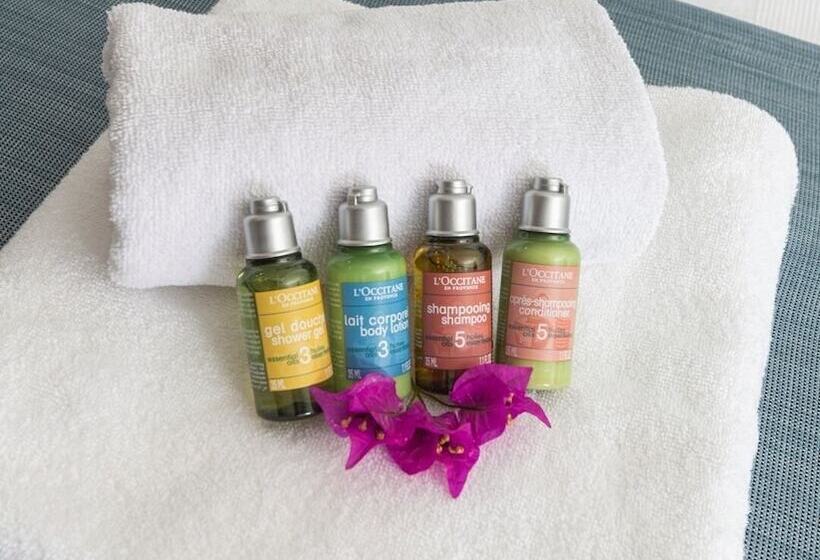 סוויטת ג'וניור נוף לים, Payam