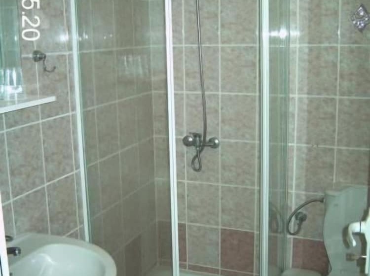 غرفة كلاسيكية مطلّة علي البحر, Pension Delfini