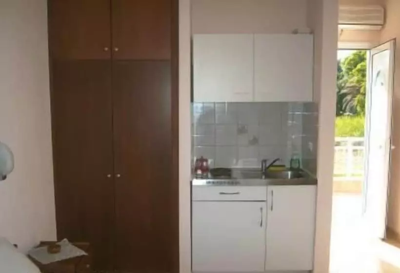 Classic-huone Merinäkymä, Pension Delfini