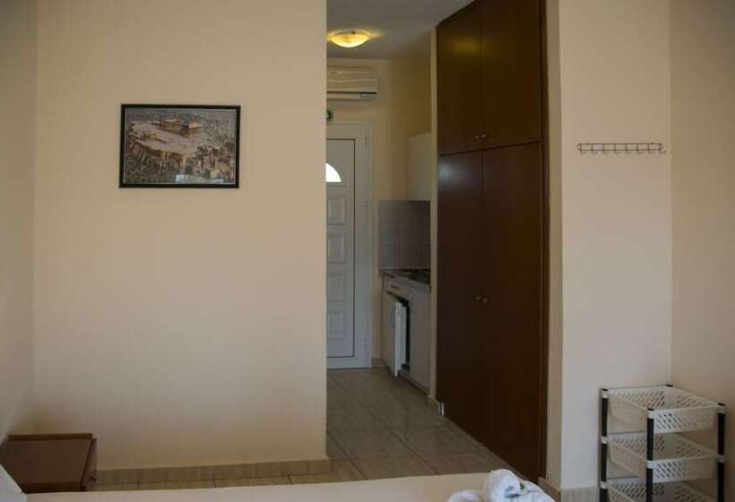 غرفة كلاسيكية مطلّة علي البحر, Pension Delfini