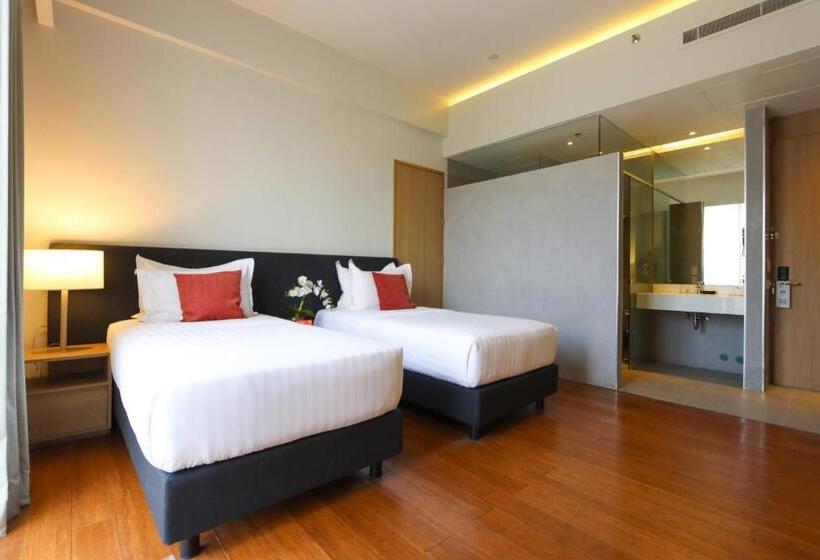 اتاق اجرایی, Privato Quezon City