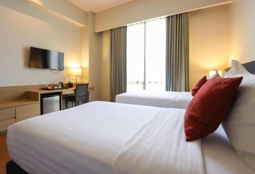 اتاق اجرایی, Privato Quezon City