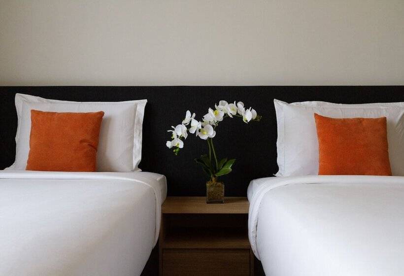 اتاق اجرایی, Privato Quezon City