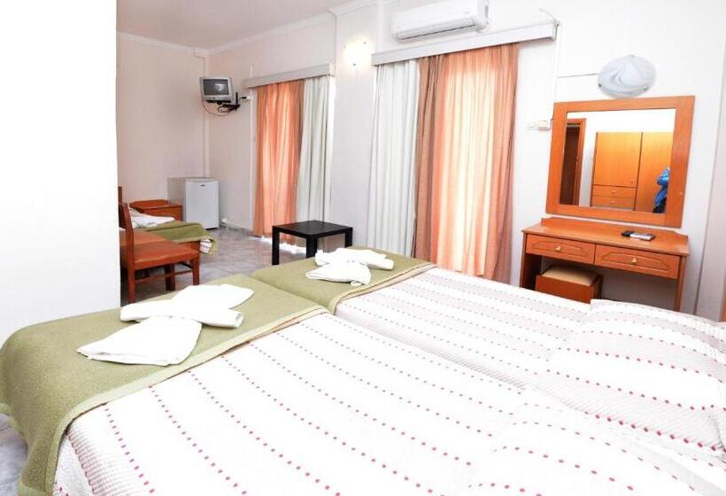 Triple Room Sea View, Veroniki