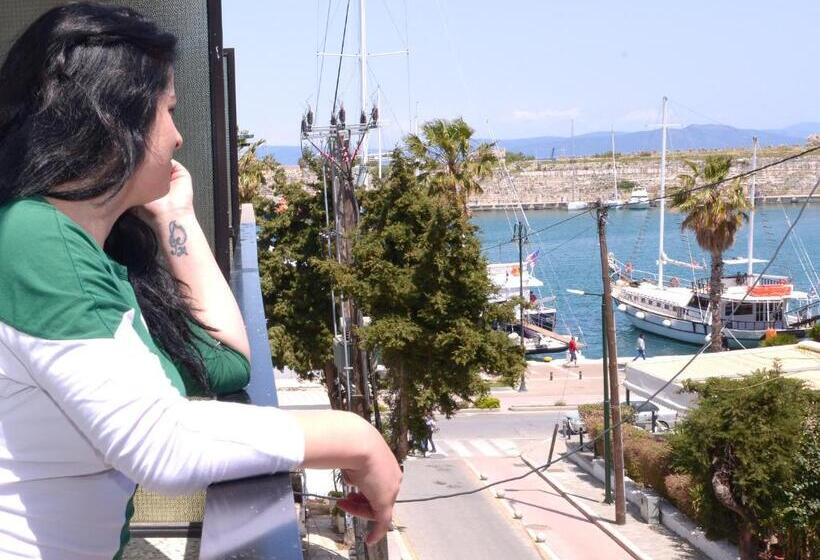 Triple Room Sea View, Veroniki