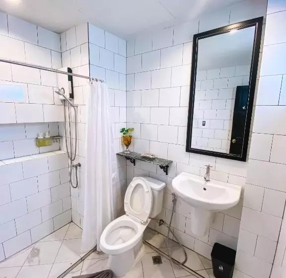 اتاق استاندارد سه نفره, Yuu Hotel Ubon Ratchathani