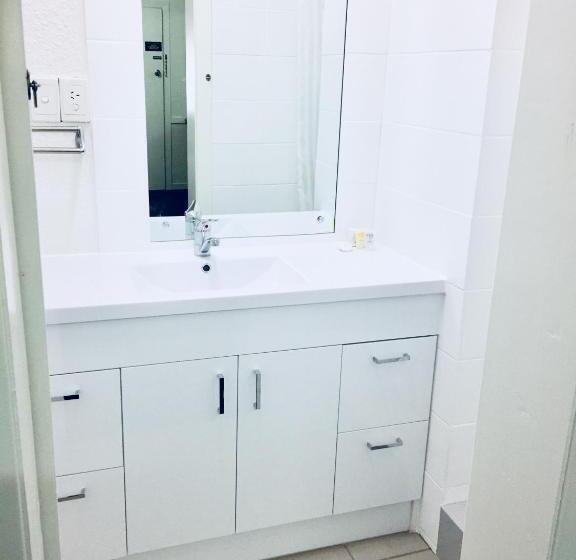 标准间, Balonne River Motor Inn