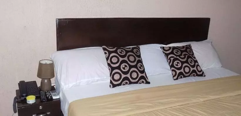 اتاق لوکس یک تخته, Posh Apartments And