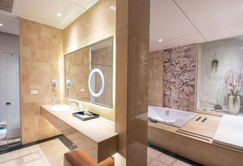 اتاق لوکس, Six Star Motel  Zhongli