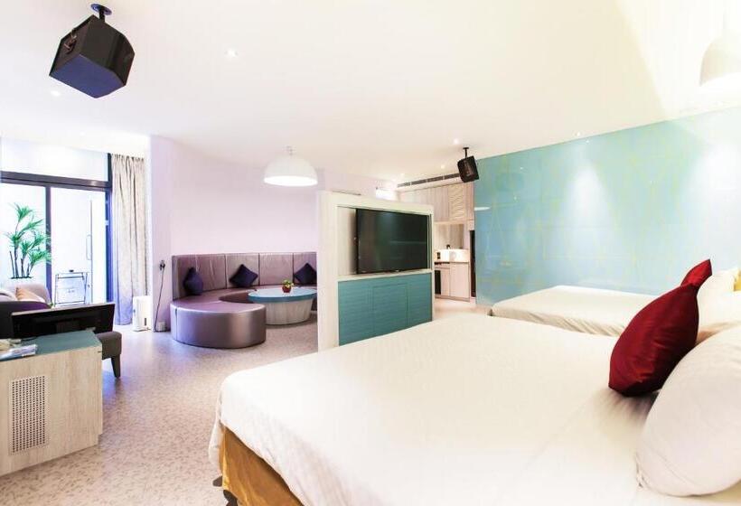 اتاق استاندارد چهار تخته, Six Star Motel  Zhongli