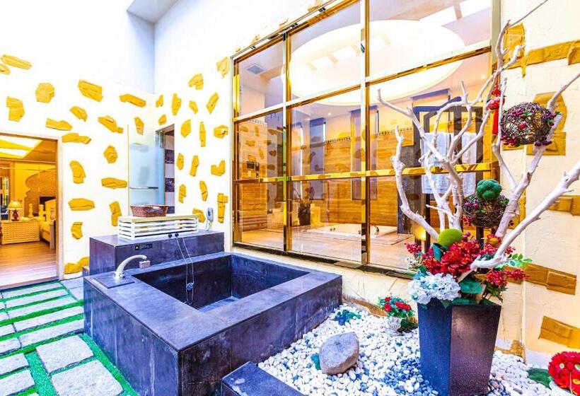 اتاق استاندارد, Six Star Motel  Zhongli