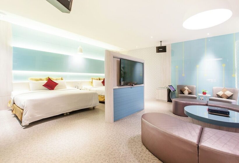 اتاق استاندارد چهار تخته, Six Star Motel  Zhongli