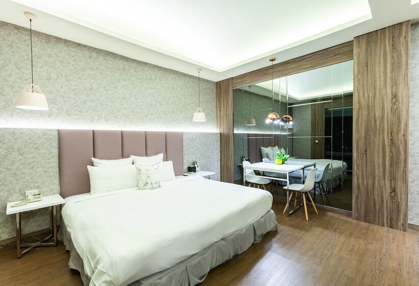 اتاق لوکس, Six Star Motel  Zhongli