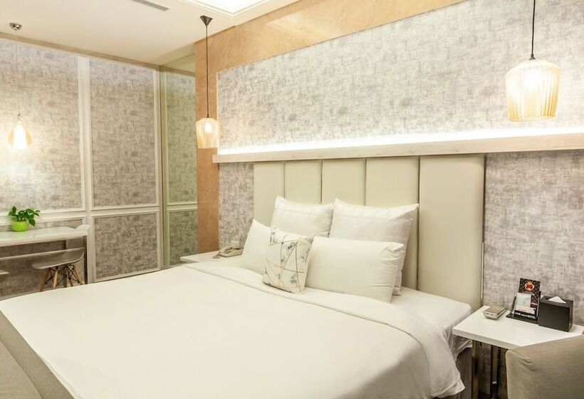 اتاق لوکس, Six Star Motel  Zhongli