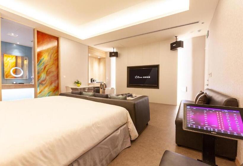 اتاق استاندارد, Six Star Motel  Zhongli