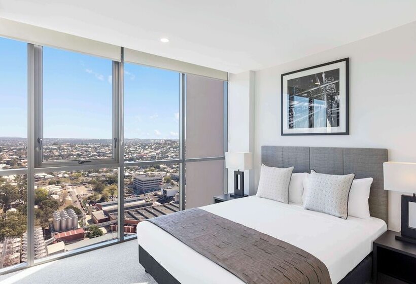 1 Bedroom Apartment River View, The Milton Brisbane