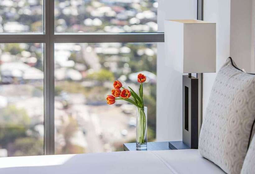 1 Bedroom Apartment River View, The Milton Brisbane