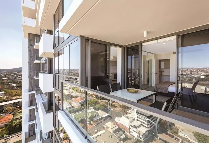 1 Bedroom Apartment River View, The Milton Brisbane