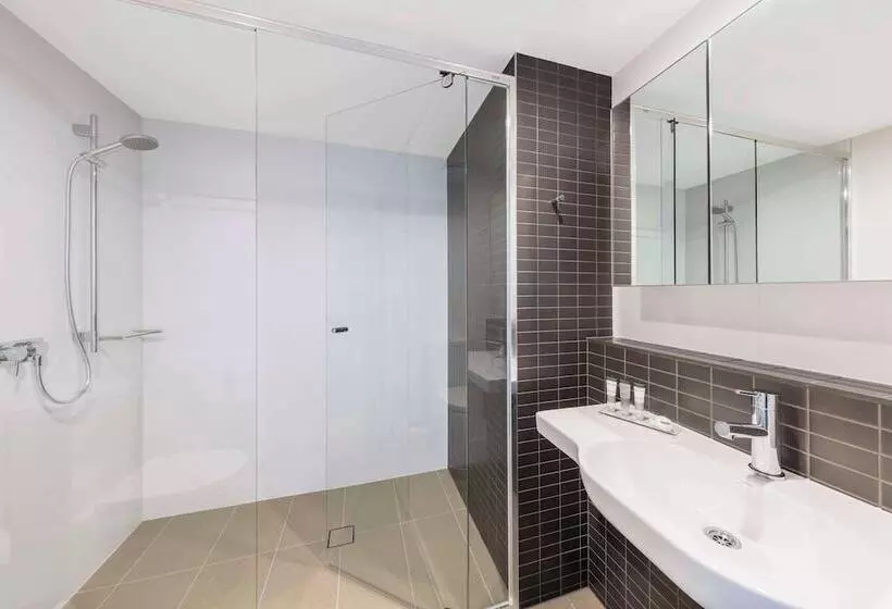 1 Bedroom Apartment River View, The Milton Brisbane