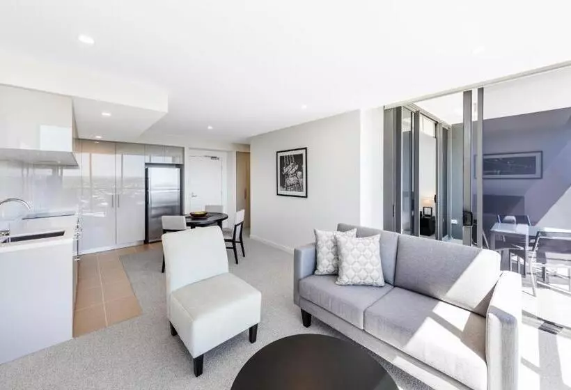 一ベッドルームエクゼクティブアパートメント, The Milton Brisbane