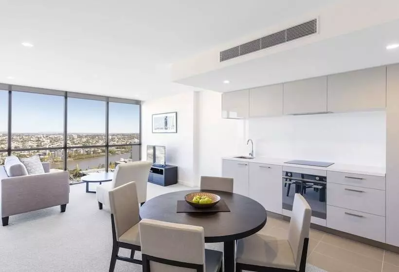 一ベッドルームエクゼクティブアパートメント, The Milton Brisbane