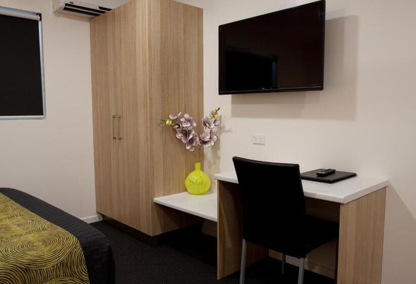 اتاق خانوادگی, Abode37 Motel Emerald