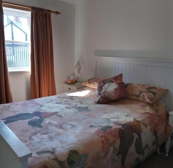 غرفة قياسية مزوَّدة بشُرفة, Old Colony Inn