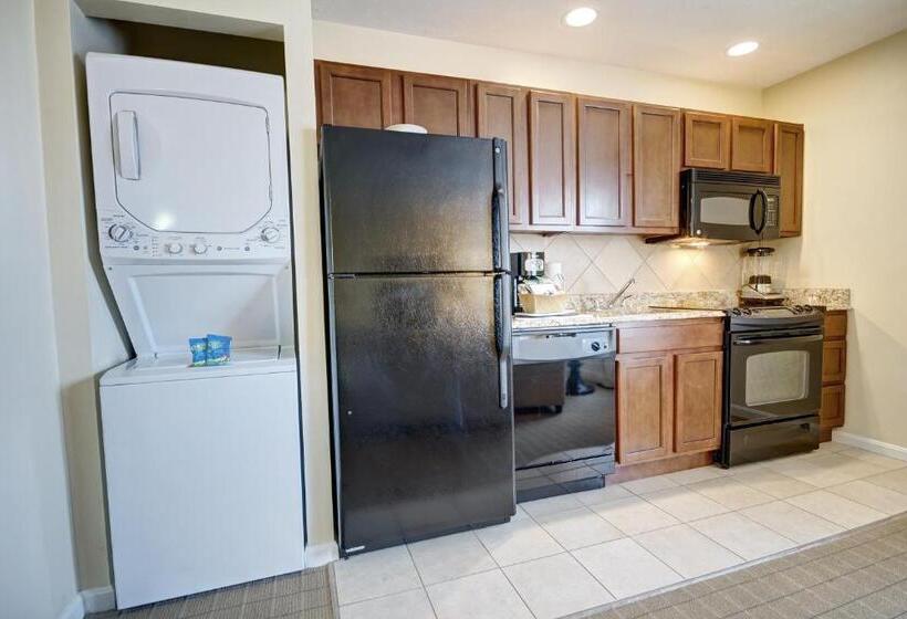 جناح, Club Wyndham Long Wharf