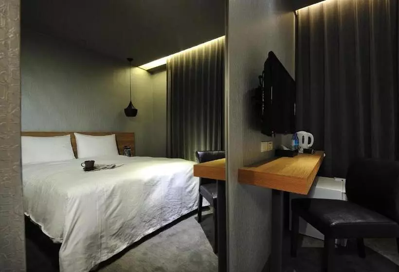 اتاق سوپریور, Forward Suites Ii