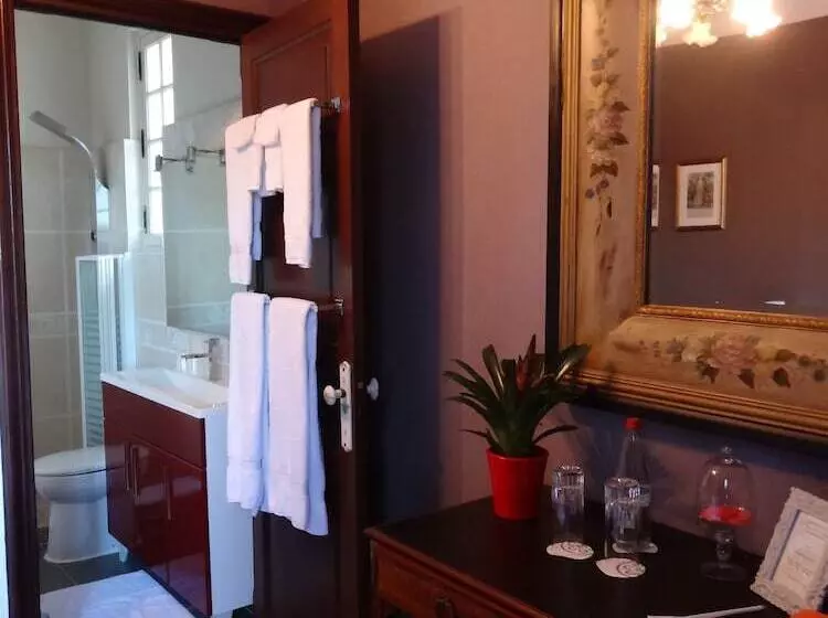 スーペリアールーム, Hostellerie Les Gorges De L Aveyron