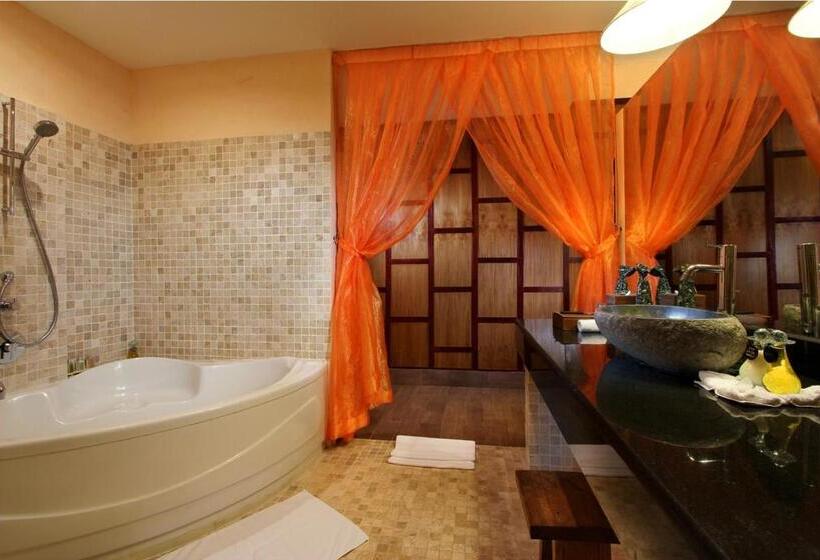 デラックススイート, Jungle Retreat By Kupu Kupu Barong