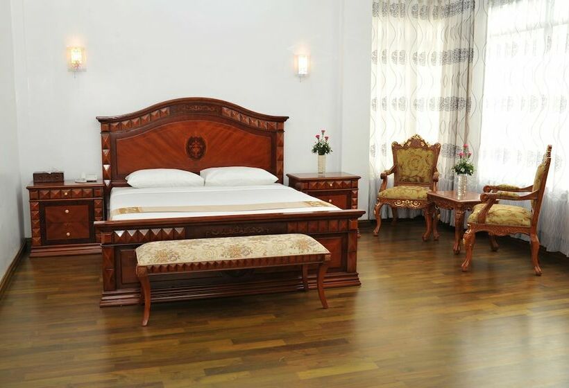 سوییت لوکس, Palm Spring Resort & Spa