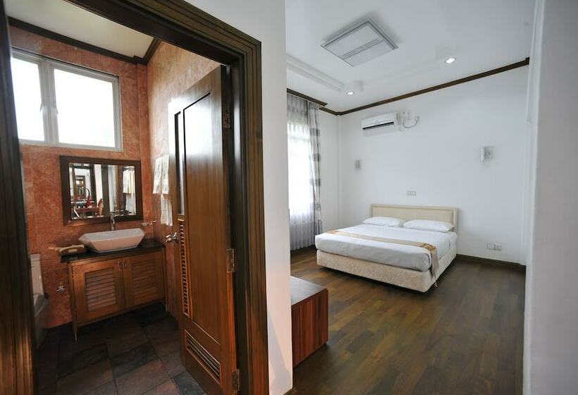 سوییت لوکس, Palm Spring Resort & Spa