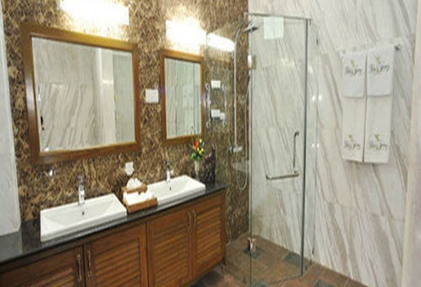 سوییت لوکس, Palm Spring Resort & Spa