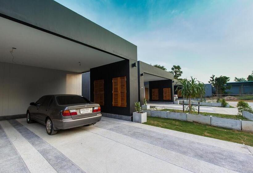 וילה עם חדר שינה אחד ובריכת שחיה, Sunshine Paradise Resort