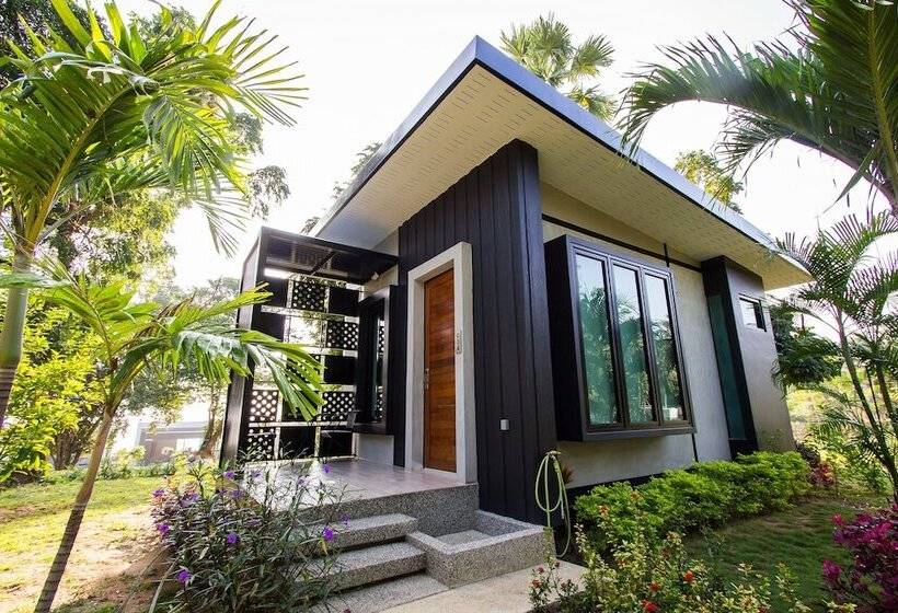 בקתה, Sunshine Paradise Resort