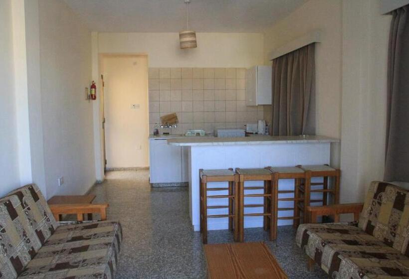Апартаменты 1 Спальня, Maricosta Apartments