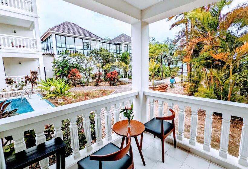 デラックスファミリールーム, Mary Beach Hotel & Resort