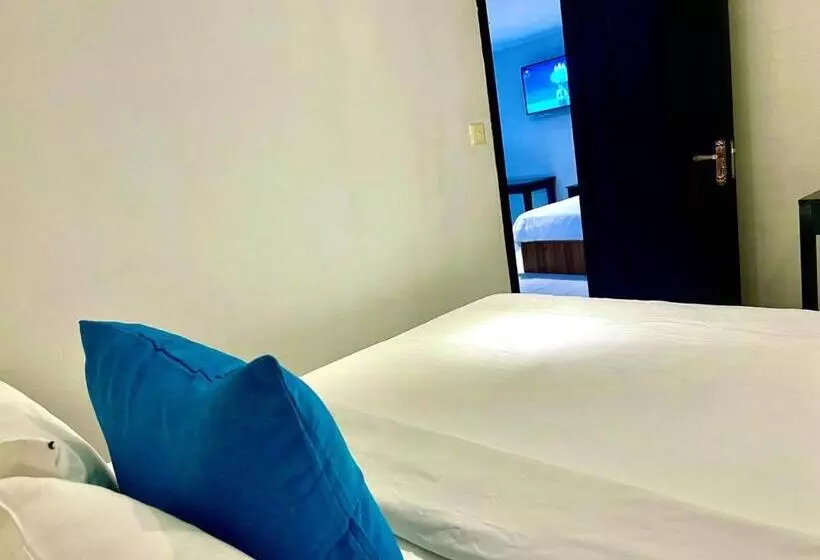 Perhesviitti, Mary Beach Hotel & Resort