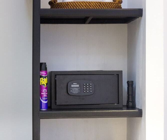 プールの見えるデラックスルーム, Mary Beach Hotel & Resort