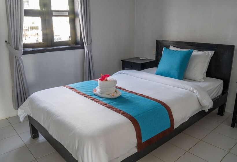 Triple Room Sea View, Mary Beach Hotel & Resort