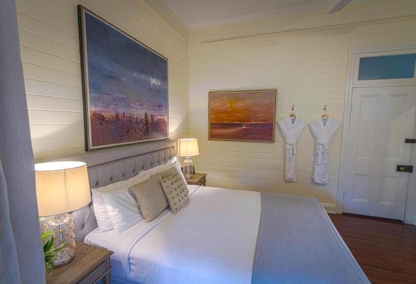 スイート, Bangalow Guesthouse