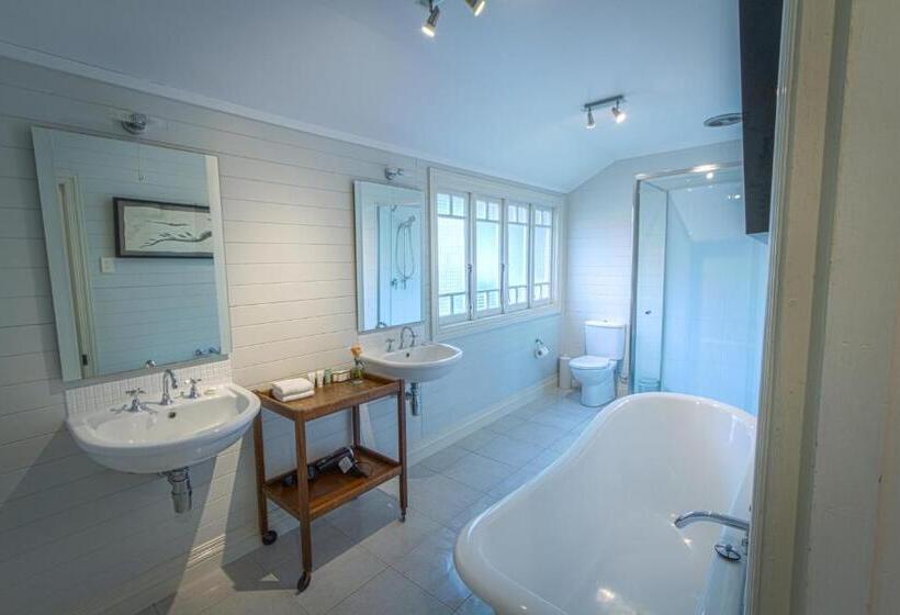 スイート, Bangalow Guesthouse