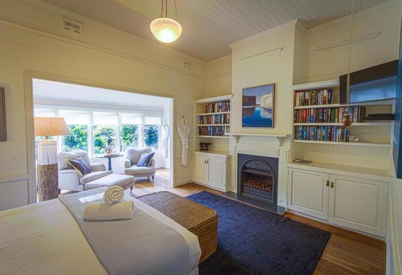 スイート, Bangalow Guesthouse