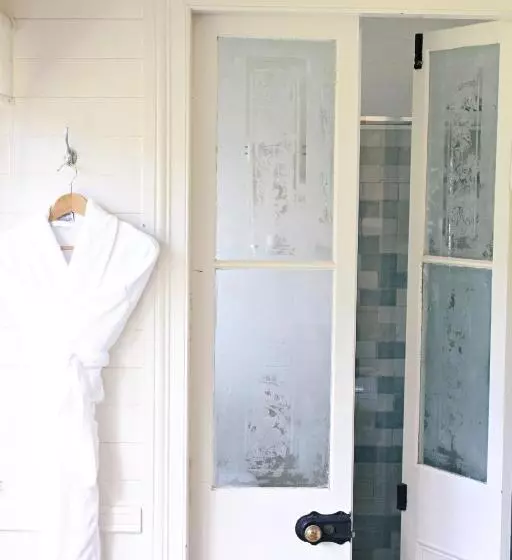 スイート, Bangalow Guesthouse