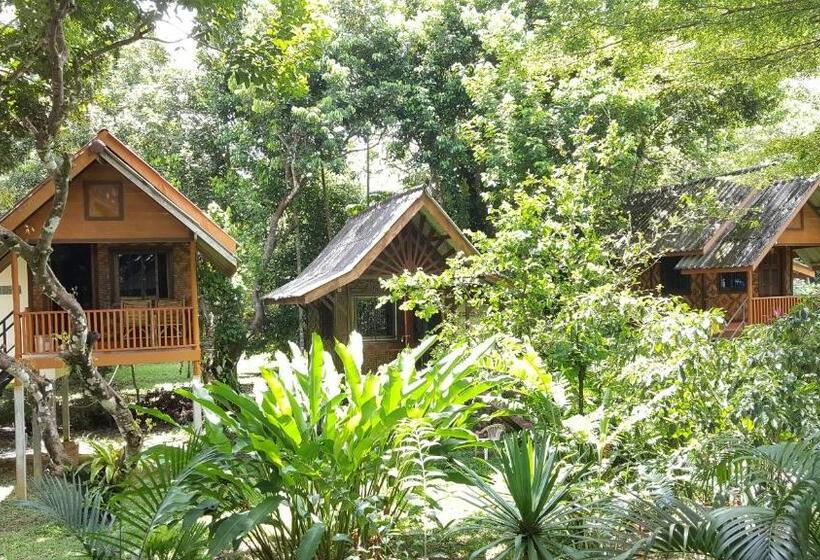 Бунгало Стандарт, Khao Sok Jungle Huts Resort