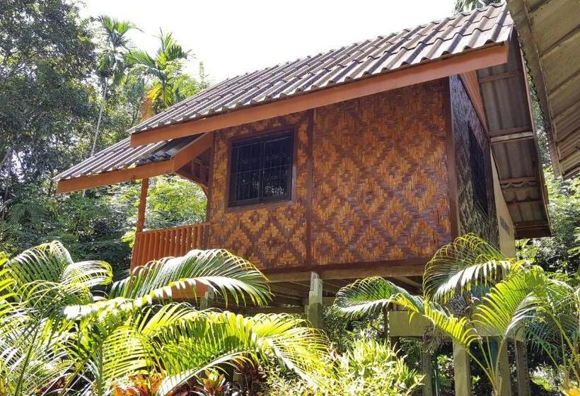Бунгало Стандарт, Khao Sok Jungle Huts Resort