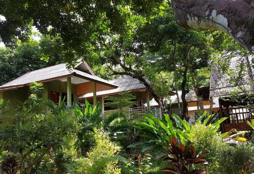 Номер Deluxe, Khao Sok Jungle Huts Resort